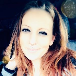 Meet your Posher, Leanne